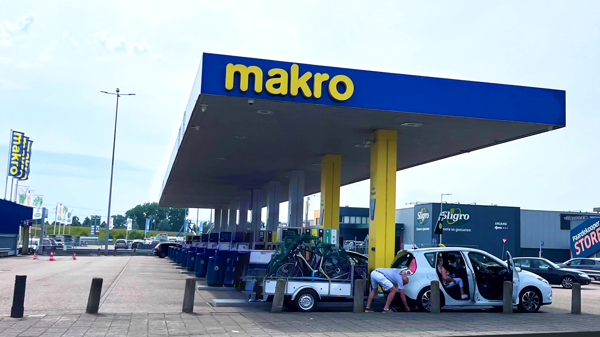 知る人ぞ知るお得な給油スポット―Makro