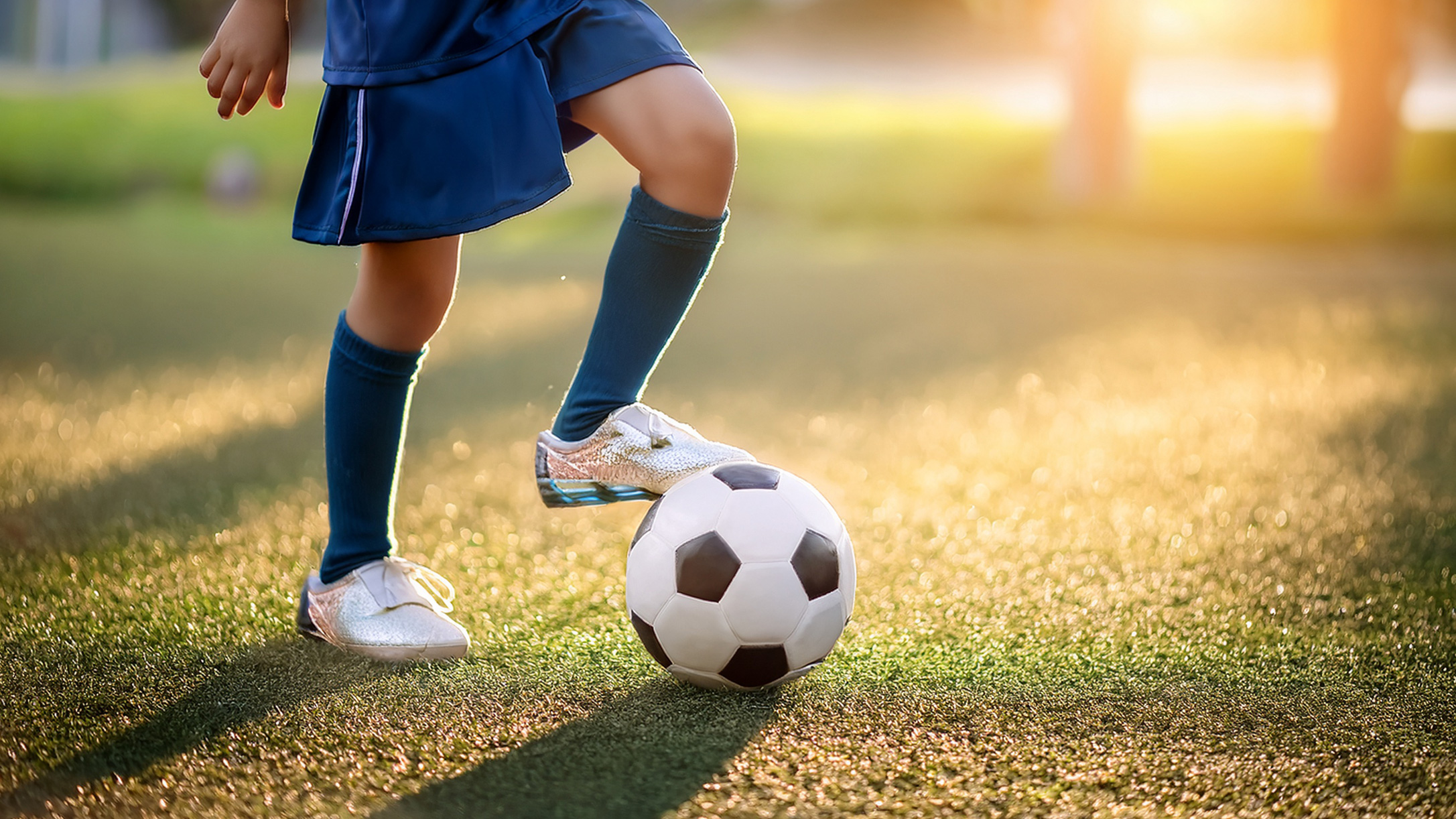 子どものスポーツに新ルール?ヘディング禁止とヘルメット義務化を提案