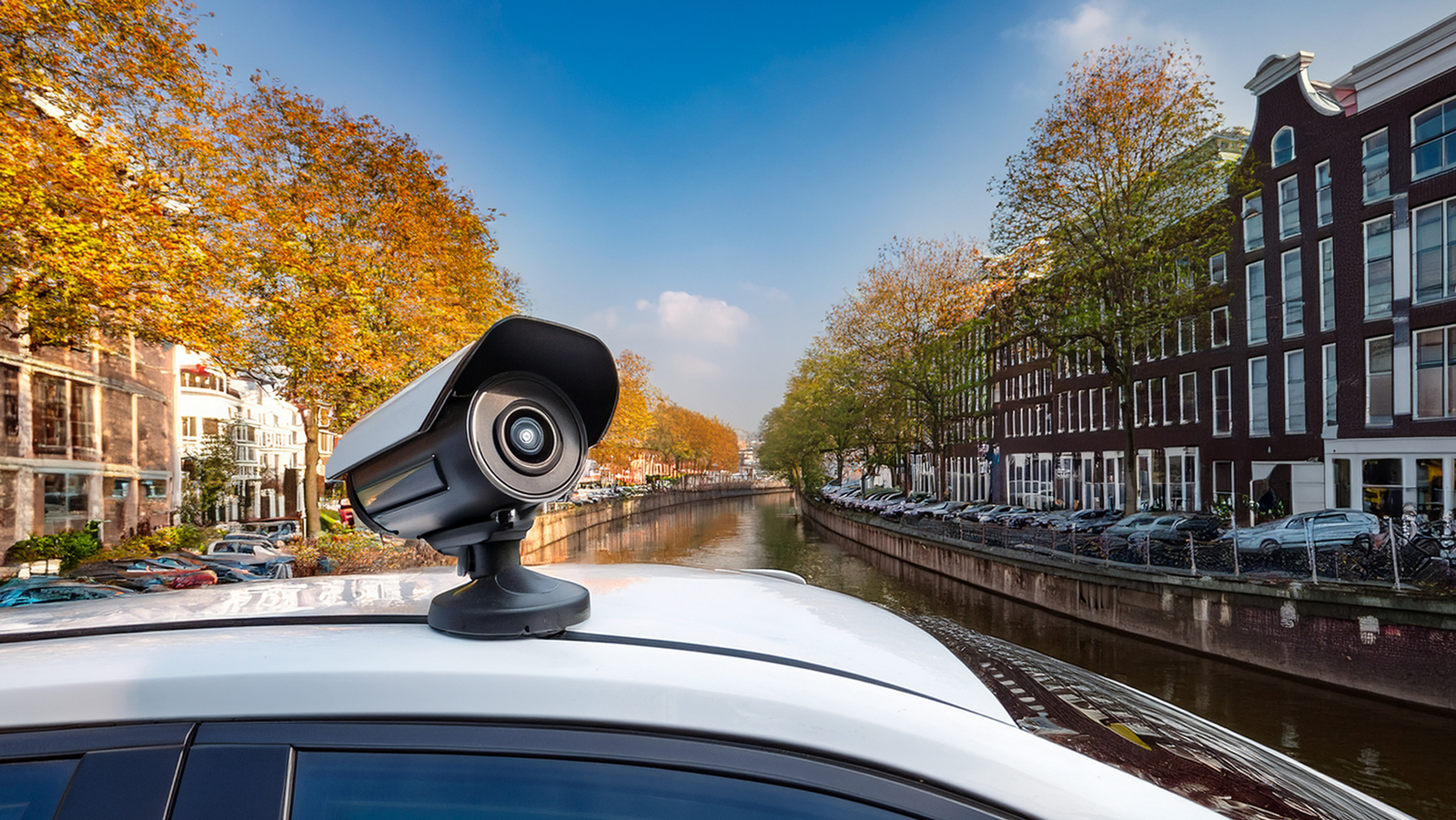 AI駐車監視で誤課金50万件─オランダで拡大する“自動取締り”の問題