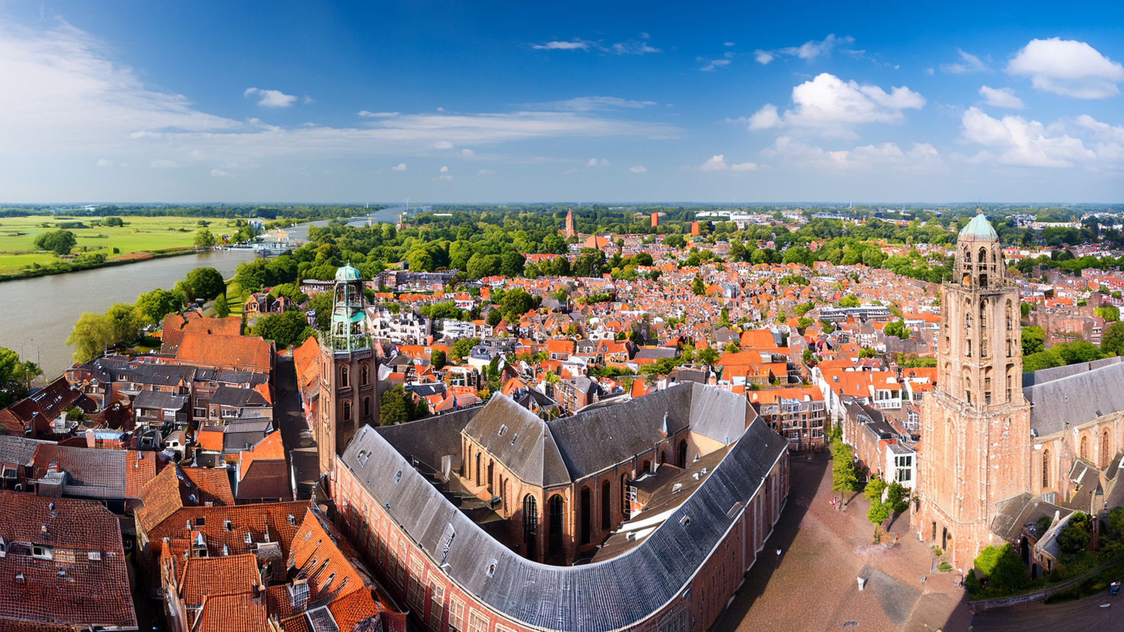 オランダの住宅価格が1年で10.2%上昇、平均価格は47万ユーロ超に